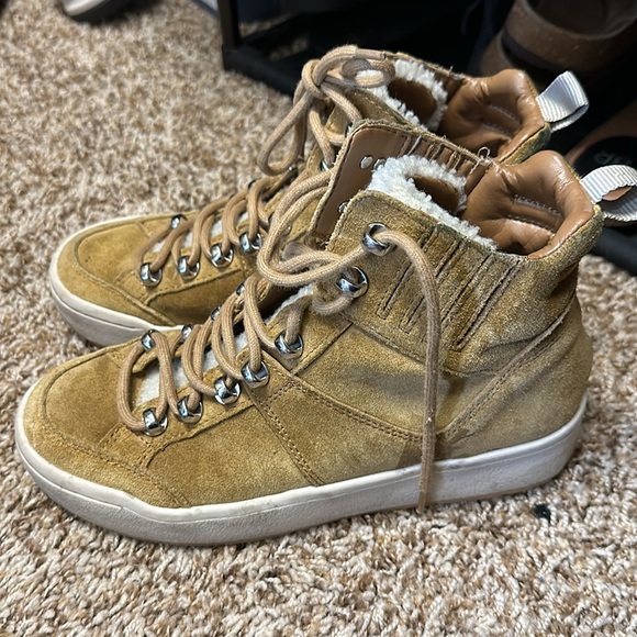 Marc Fisher LTD Mally. size 6 - Picture 2 of 4